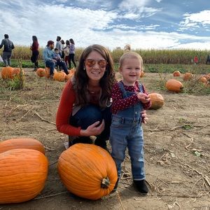 Meet your Posher, Courtney